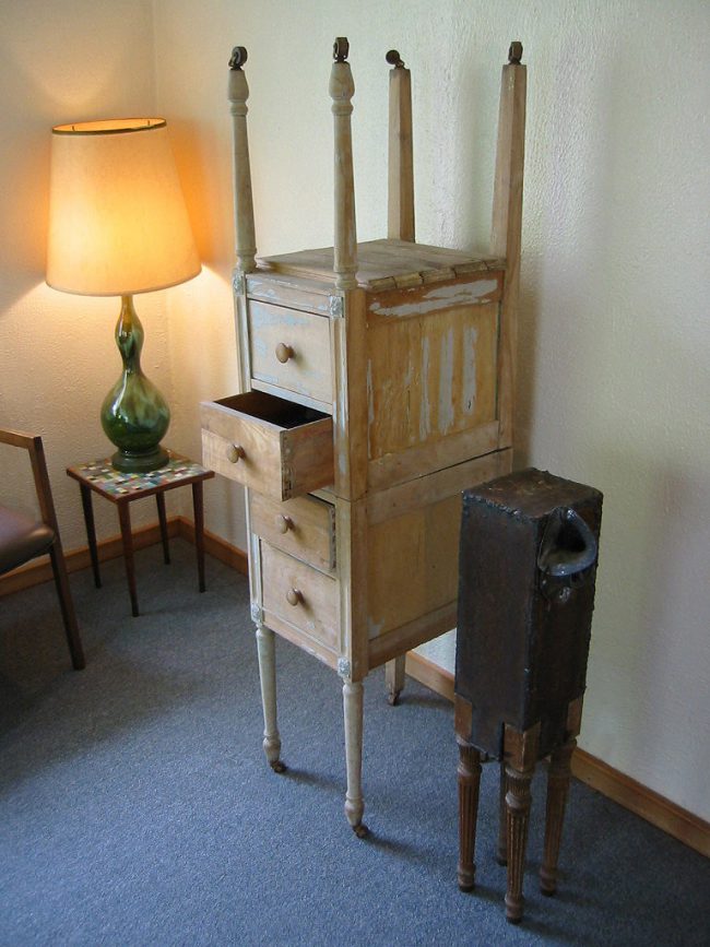 Rodger Bridges logo - stylized letter R